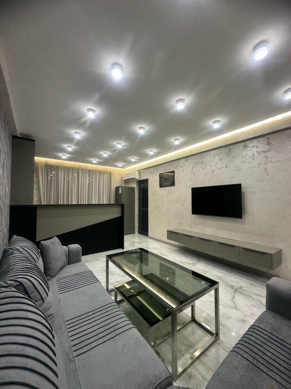 Luxuary Spacious 1Bedroom Apt,Centre Yerevan Ngoại thất bức ảnh